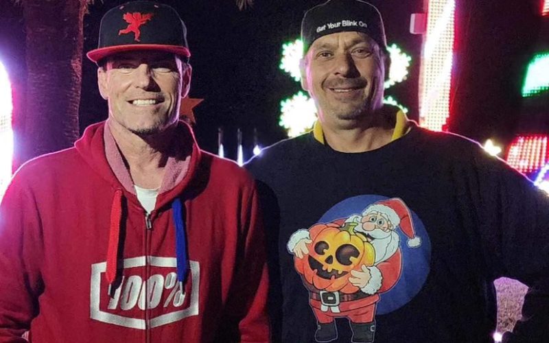 Vanilla Ice’s Frosty Delight: Rapper Extraordinaire Spotted Enjoying a Mesmerizing Holiday Light Show in Palm Coast